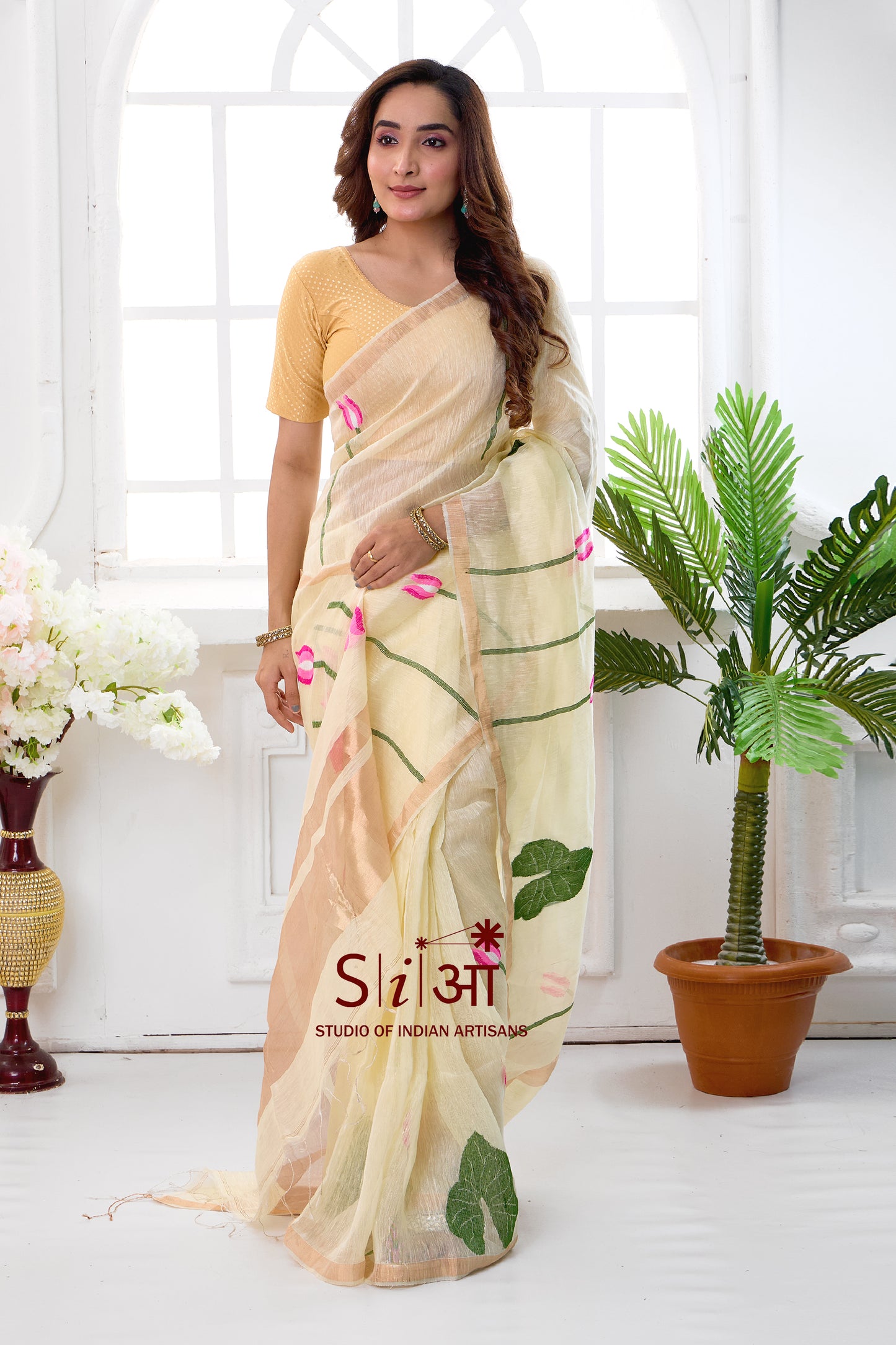 ROYAL IVORY BLOOM- SILK LINEN SAREE