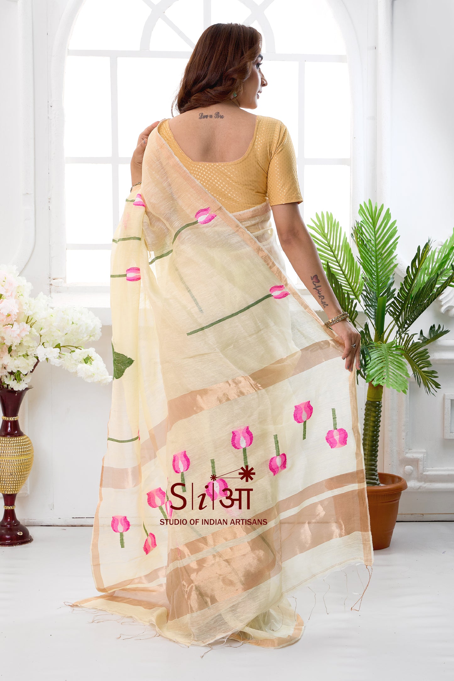 ROYAL IVORY BLOOM- SILK LINEN SAREE
