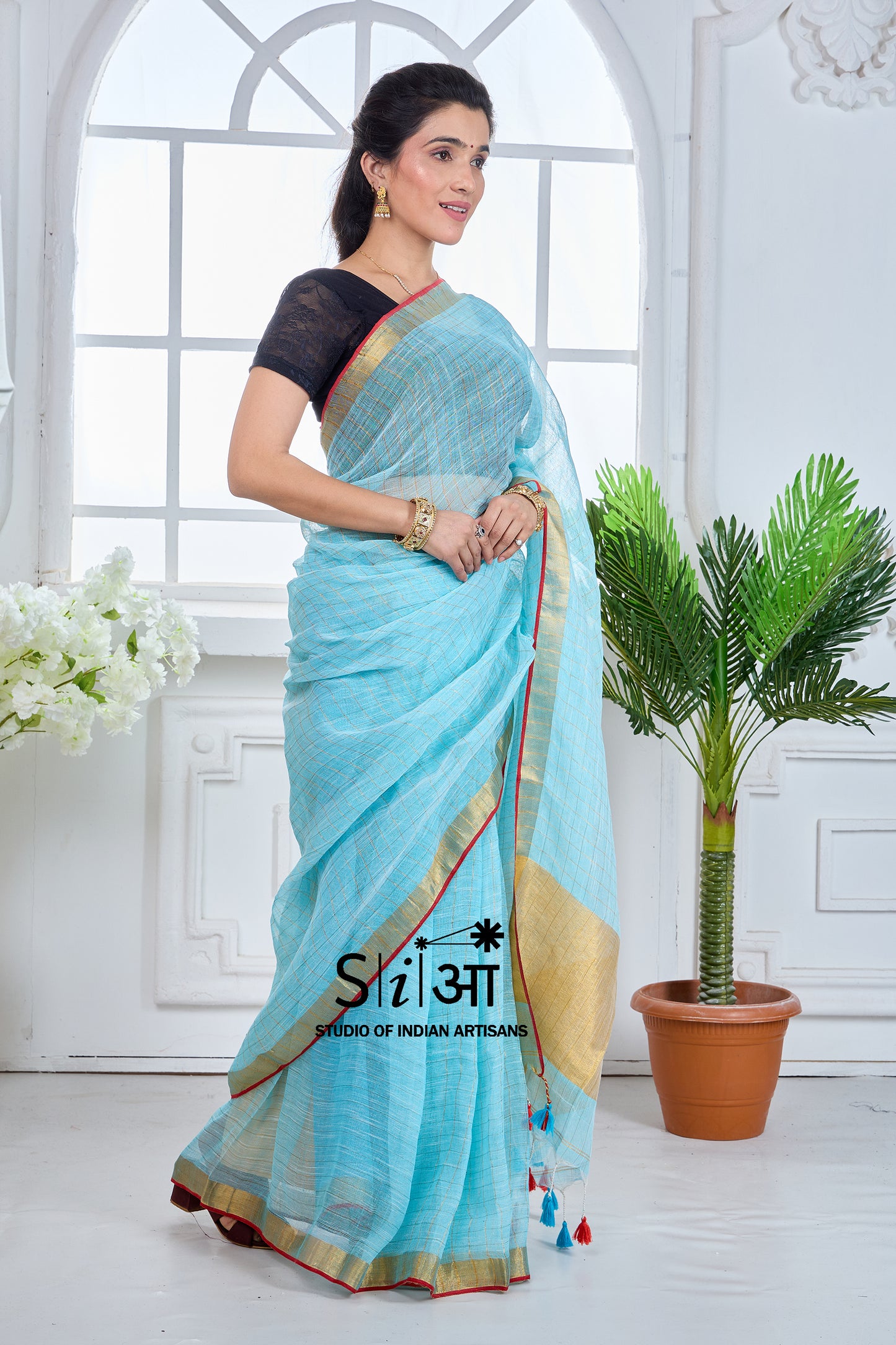 SUNEHRA AASMAAN- LINEN SAREE