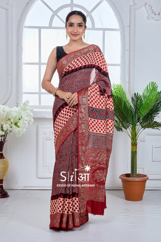 CHANDANI NAKSHI - DOLA SILK SAREE
