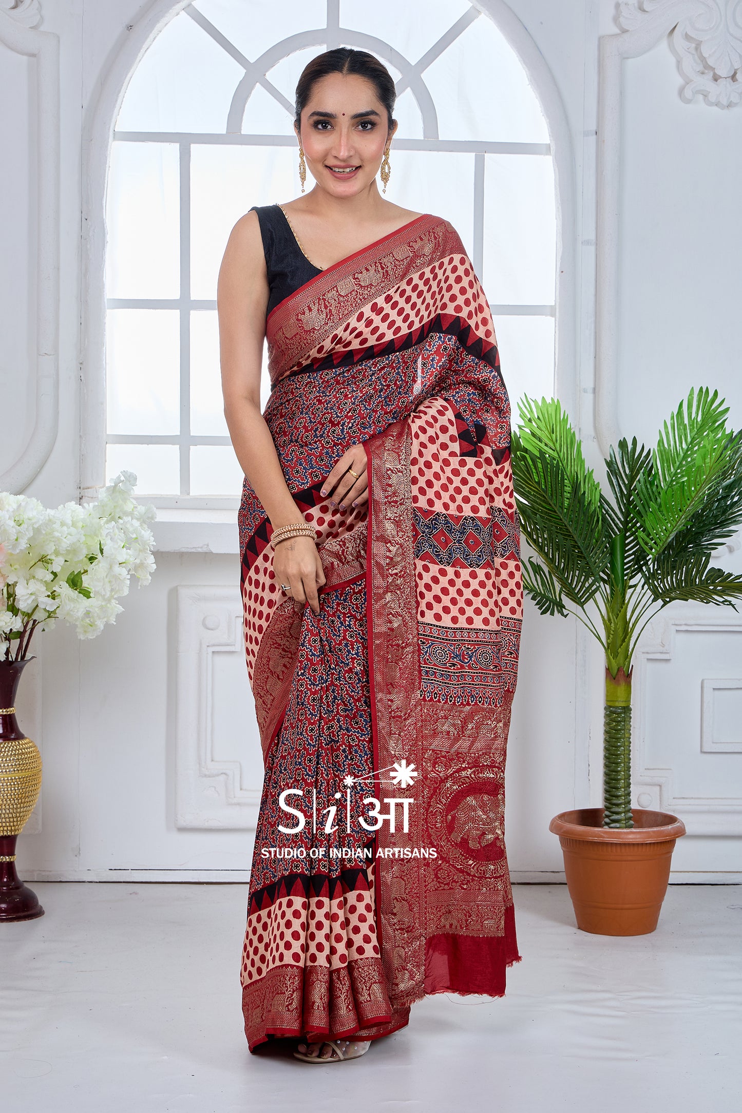CHANDANI NAKSHI - DOLA SILK SAREE