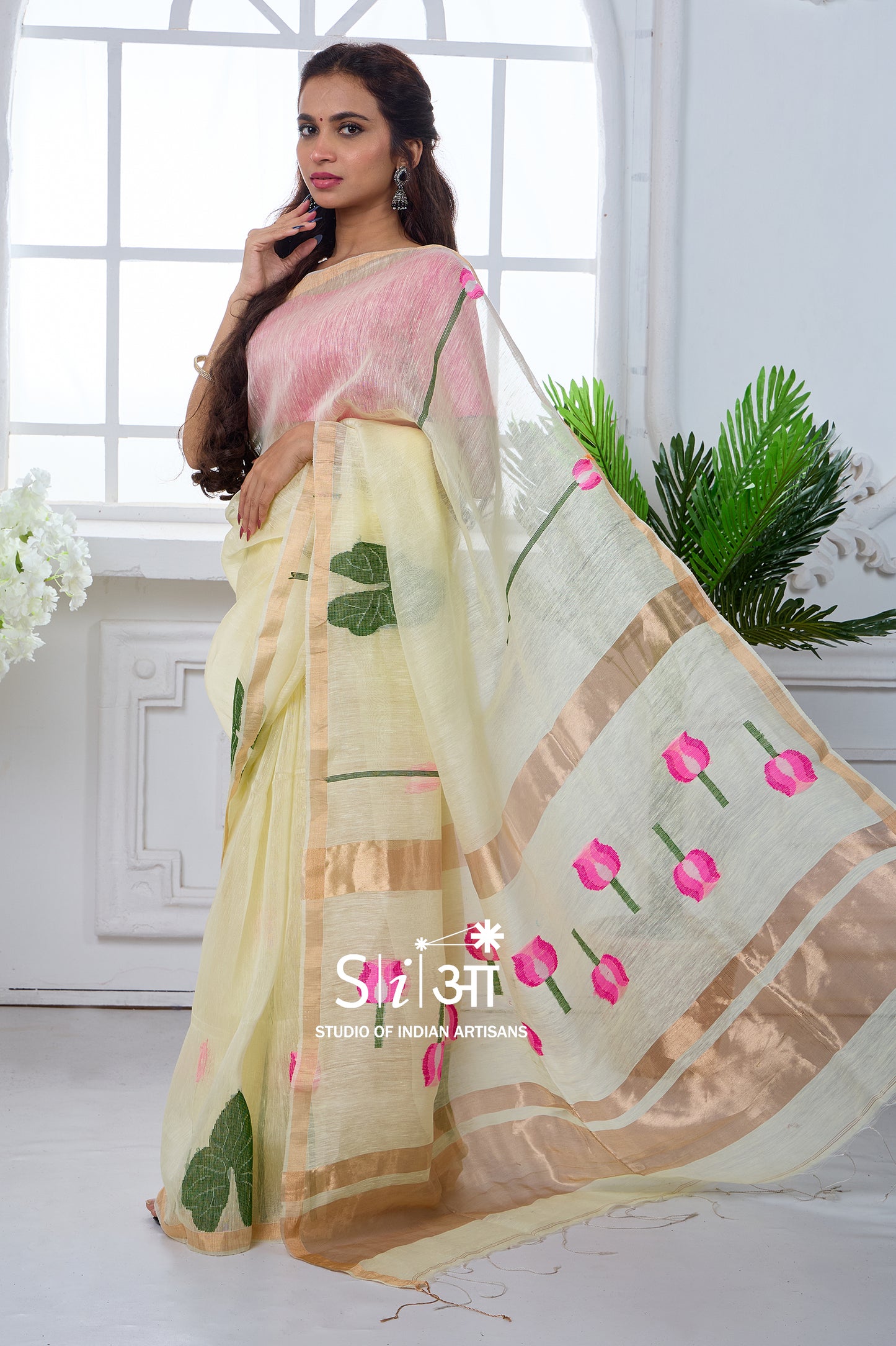 ROYAL IVORY BLOOM- SILK LINEN SAREE